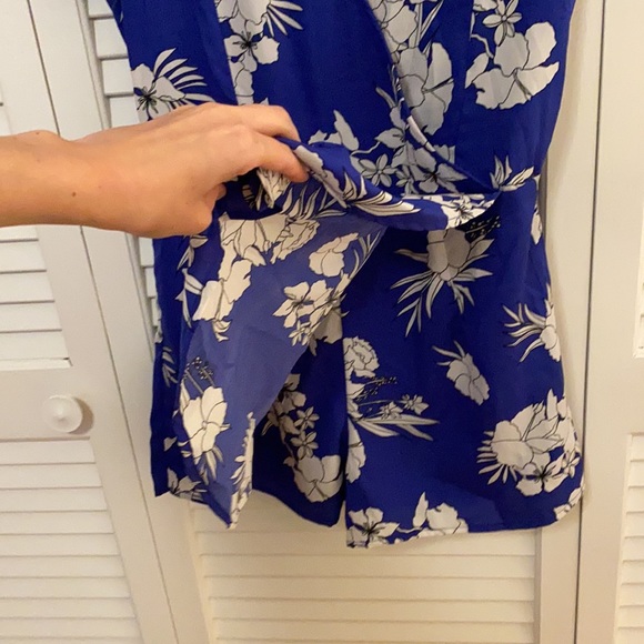 Romper - Picture 2 of 4